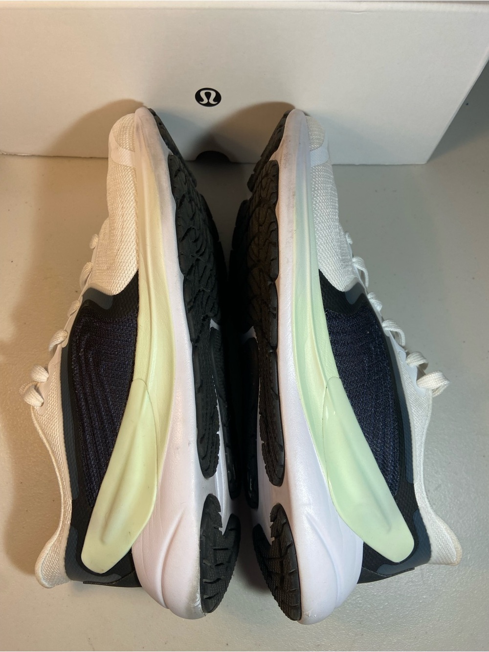 Lululemon Women’s Blissfeel 2 White Black Green Running Shoes SZ 10 - Picture 9 of 15